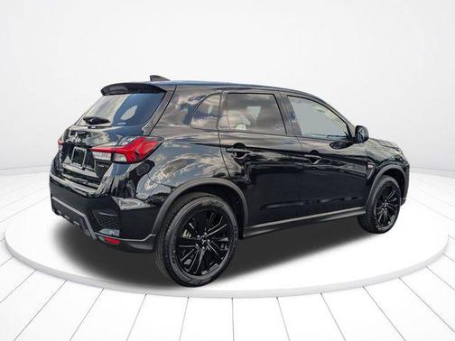 Labrador Black Pearl 2026 Mitsubishi Outlander Sport 2.0 LE