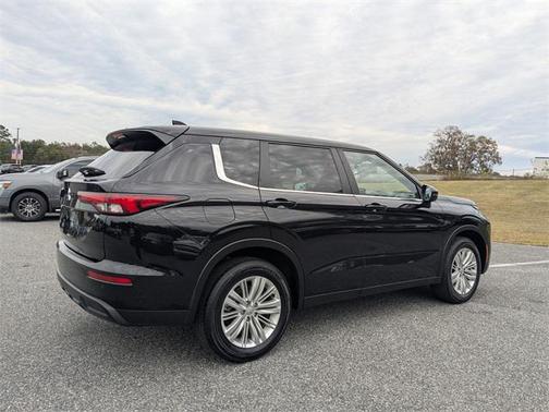 2023 Mitsubishi Outlander ES 2.5 2WD