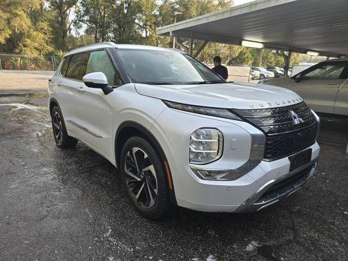 2023 Mitsubishi Outlander SE 2.5 2WD