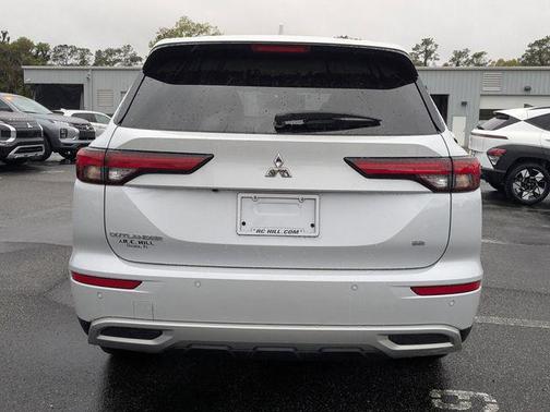 2023 Mitsubishi Outlander SE 2.5 2WD