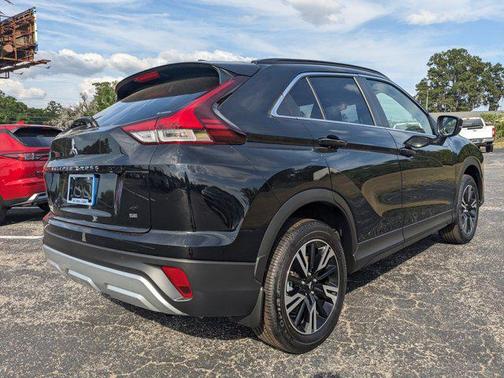 2025 Mitsubishi Eclipse Cross SE