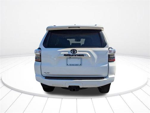 2021 Toyota 4Runner SR5