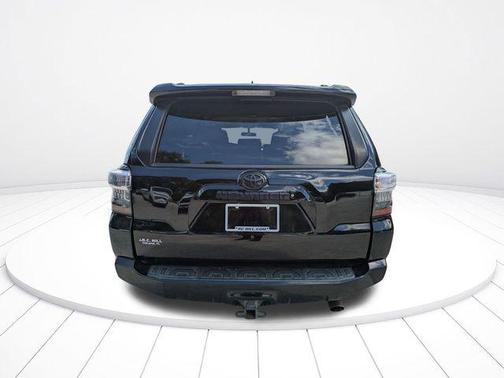 Midnight Black Metallic 2016 Toyota 4Runner SR5