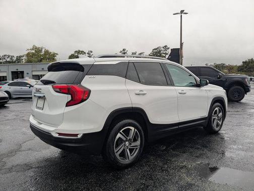 2021 GMC Terrain SLT