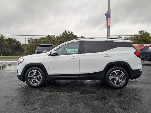 2021 GMC Terrain SLT