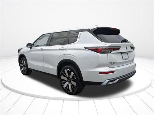 2025 Mitsubishi Outlander SE 2.5 S-AWC