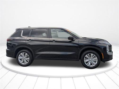 2025 Mitsubishi Outlander ES 2.5 S-AWC