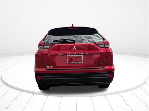 2023 Mitsubishi Eclipse Cross LE