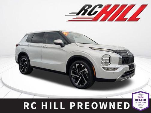 2022 Mitsubishi Outlander SE