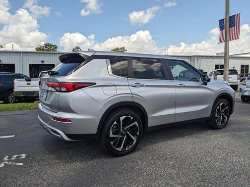 2024 Mitsubishi Outlander SE 2.5 S-AWC