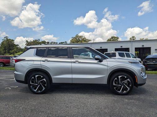 2024 Mitsubishi Outlander SE 2.5 S-AWC