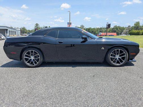 2016 Dodge Challenger R/T Scat Pack
