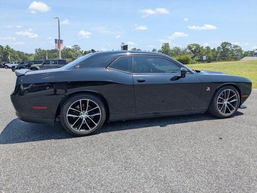 2016 Dodge Challenger R/T Scat Pack