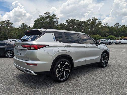 2023 Mitsubishi Outlander SE 2.5 S-AWC