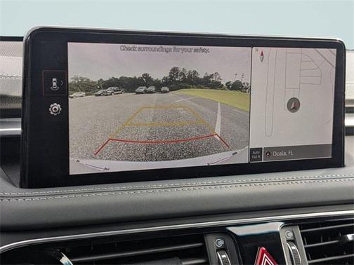 2022 Genesis G70 2.0T RWD