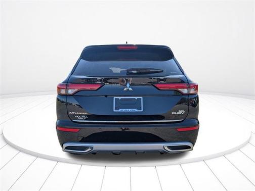 2025 Mitsubishi Outlander PHEV SEL