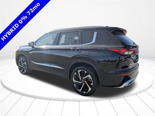 2025 Mitsubishi Outlander PHEV SEL