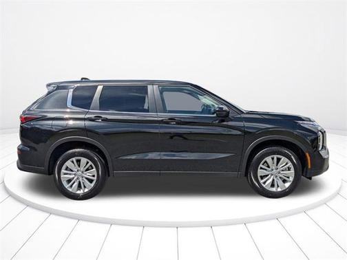 2025 Mitsubishi Outlander ES 2.5 2WD