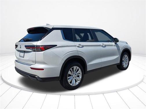 2025 Mitsubishi Outlander ES 2.5 2WD
