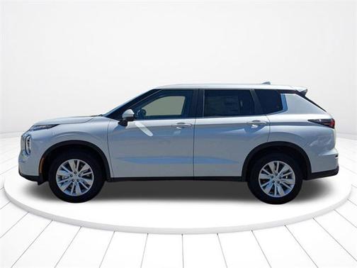 2025 Mitsubishi Outlander ES 2.5 2WD