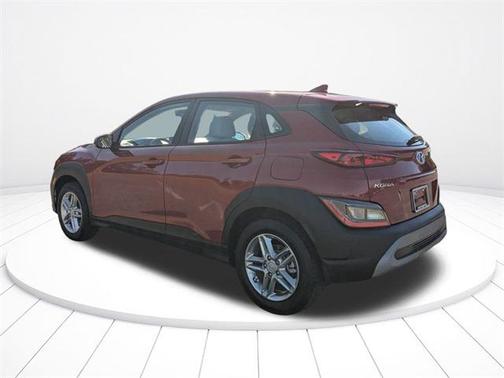 2022 Hyundai KONA SE