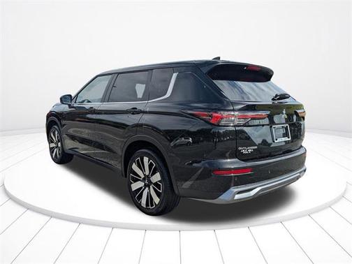 2025 Mitsubishi Outlander SE 2.5 2WD