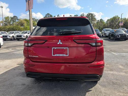 2022 Mitsubishi Outlander ES 2.5 2WD