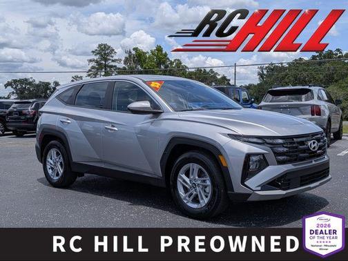 Shimmering Silver 2025 Hyundai TUCSON SE