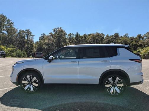 2025 Mitsubishi Outlander SE 2.5 2WD