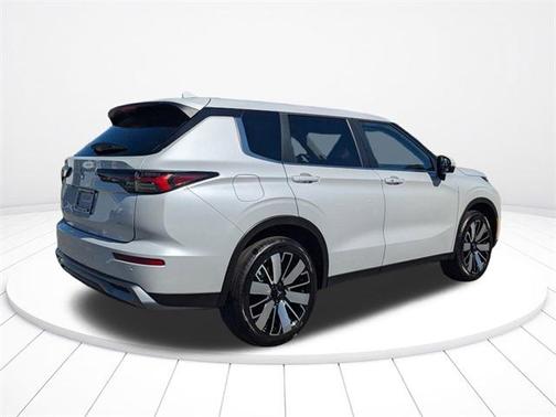 2025 Mitsubishi Outlander SE 2.5 2WD