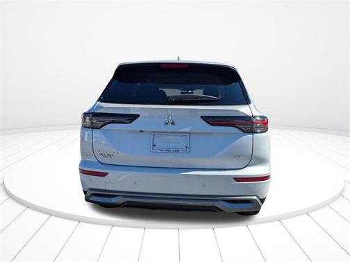 2025 Mitsubishi Outlander SE 2.5 2WD