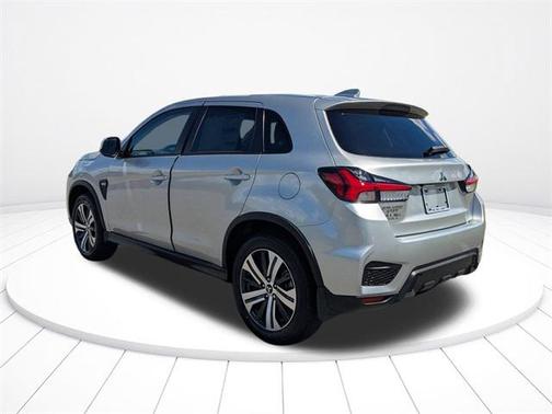 2025 Mitsubishi Outlander Sport 2.0 LE