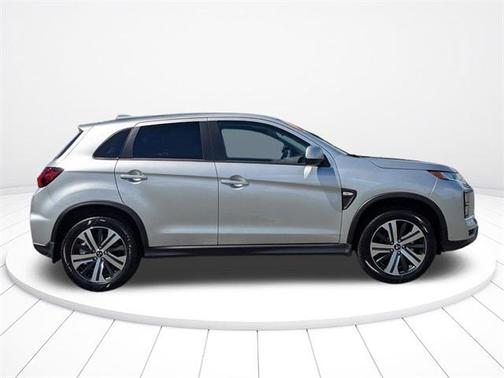 2025 Mitsubishi Outlander Sport 2.0 LE