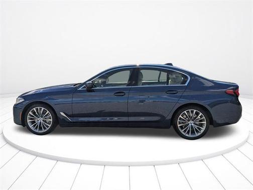 2023 BMW 530 i