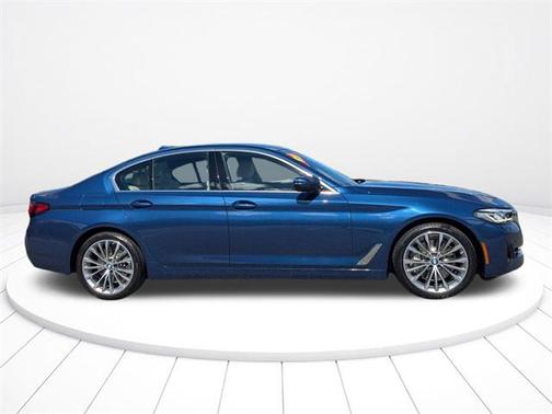 2023 BMW 530 i