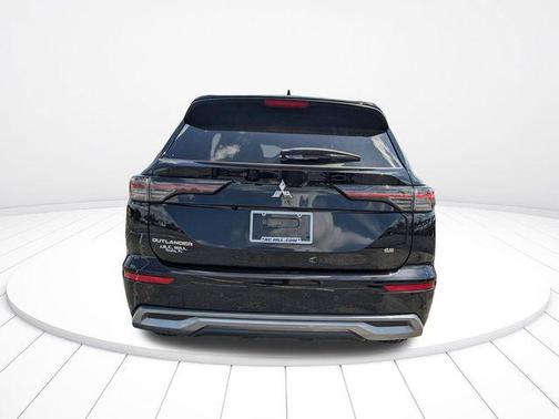 2025 Mitsubishi Outlander SE 2.5 S-AWC