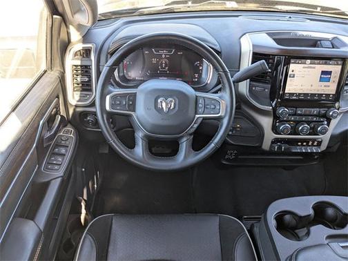 2024 RAM 2500 Laramie Crew Cab 4x4 6'4' Box