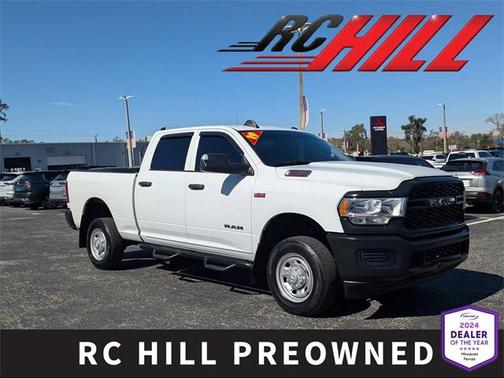 2019 RAM 2500 Tradesman Crew Cab 4x4 6'4' Box