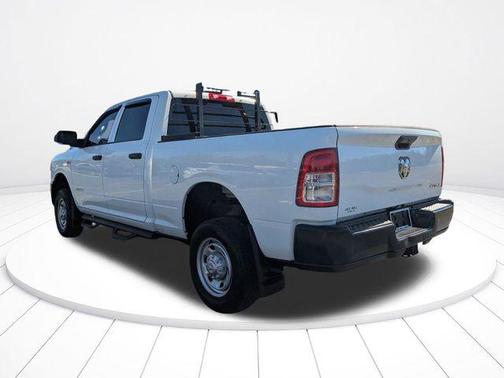 2019 RAM 2500 Tradesman Crew Cab 4x4 6'4' Box