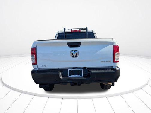 2019 RAM 2500 Tradesman Crew Cab 4x4 6'4' Box