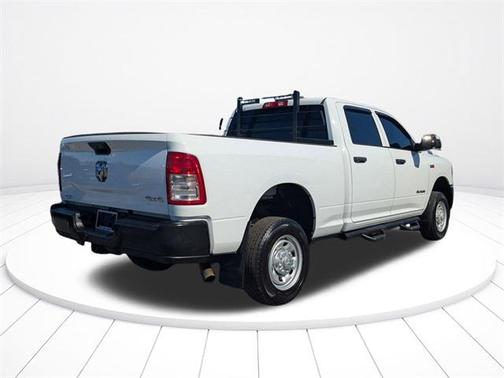 2019 RAM 2500 Tradesman Crew Cab 4x4 6'4' Box