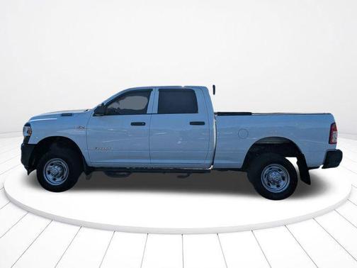2019 RAM 2500 Tradesman Crew Cab 4x4 6'4' Box