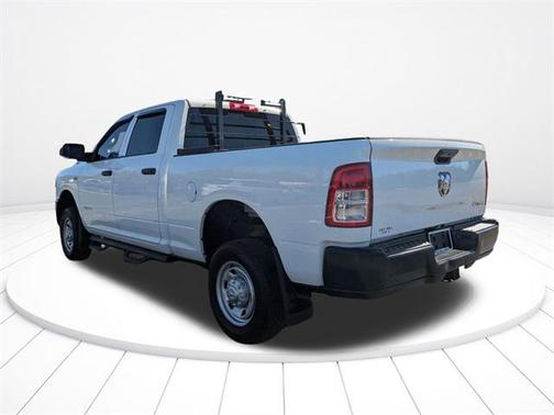 2019 RAM 2500 Tradesman Crew Cab 4x4 6'4' Box