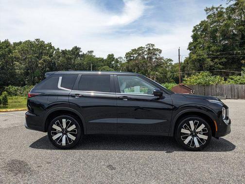2025 Mitsubishi Outlander SE 2.5 2WD