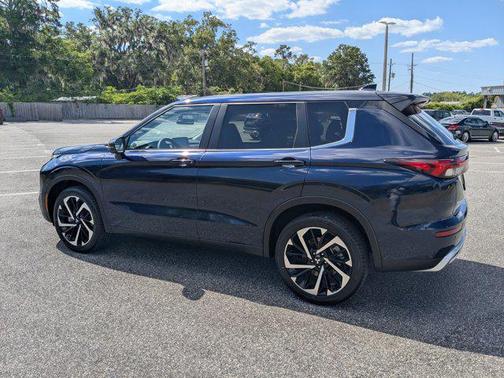 2023 Mitsubishi Outlander SE 2.5 2WD