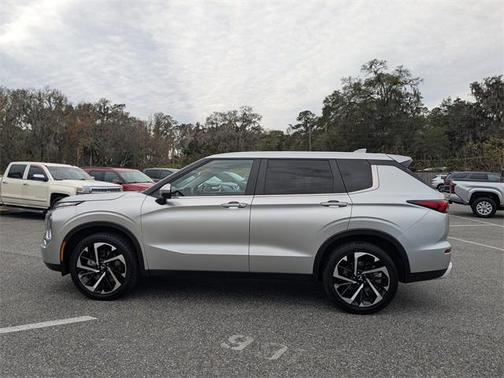 2024 Mitsubishi Outlander SE 2.5 S-AWC