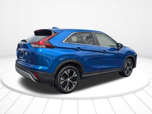 Octane Blue Metallic 2022 Mitsubishi Eclipse Cross SE