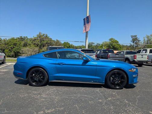 2020 Ford Mustang EcoBoost Premium
