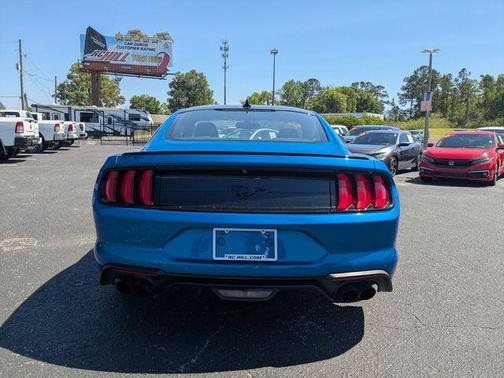 2020 Ford Mustang EcoBoost Premium