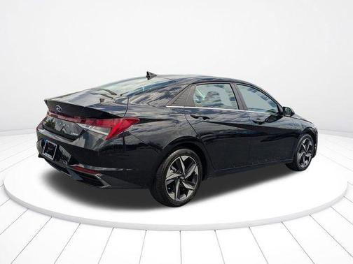 2021 Hyundai ELANTRA Limited